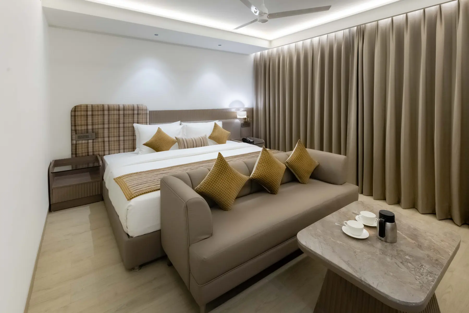 Luxe Suite